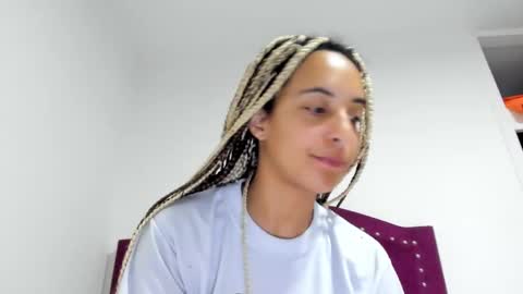 elizabeth  ju   online show from January 14, 1:26 am