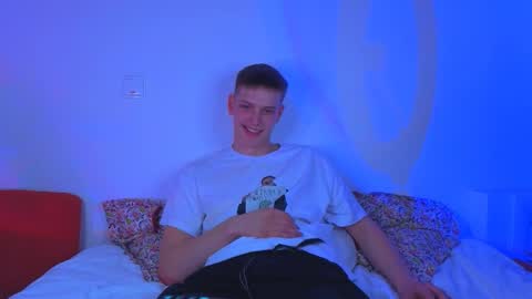 yrshela online show from March 25, 6:36 pm