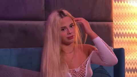 Foxie online show from September 30, 4:12 am