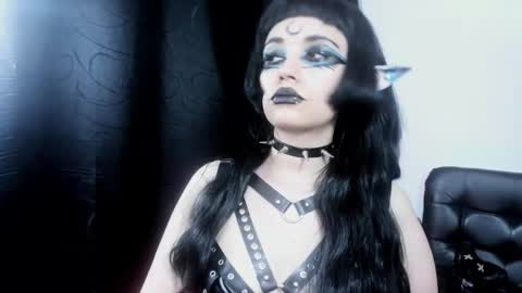 Yue Eclipsa online show from December 22, 2:40 am