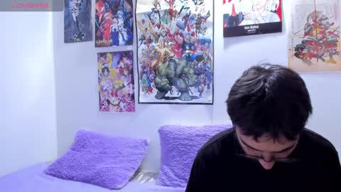 Dont forget to give us your thumbs up  online show from December 9, 11:13 pm