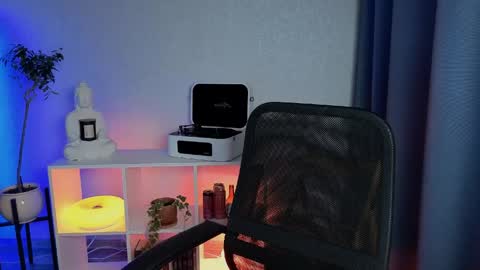 Misa online show from April 22, 6:59 pm