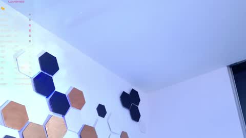 yulian 2811 online show from March 1, 6:24 am