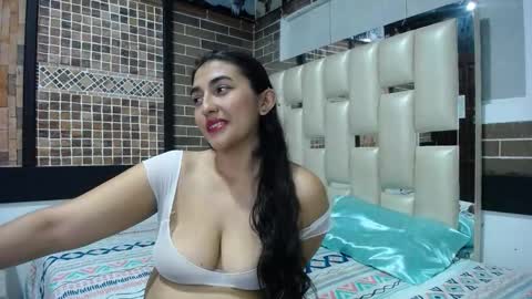 yuliet_latin69 online show from November 16, 1:13 pm