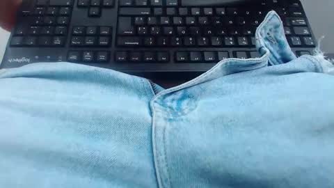 Snowflake online show from December 23, 4:40 am