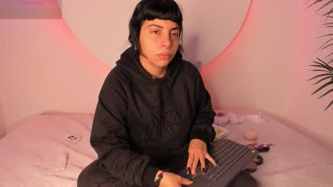 Snapshot of yumeko_jabami chatting on September 22, 12:42 pm YUMEKO online show from September 22, 12:42 pm