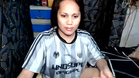 yumi online show from July 5, 6:59 pm