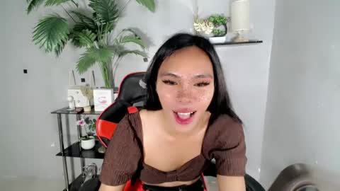 CALL ME YUMLEXX online show from July 20, 10:39 am