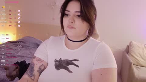 YumemiyaYumi online show from April 9, 7:08 pm