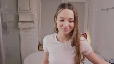 Emily online show from February 18, 5:24 pm