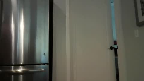 Yummymushhead online show from December 28, 6:40 pm