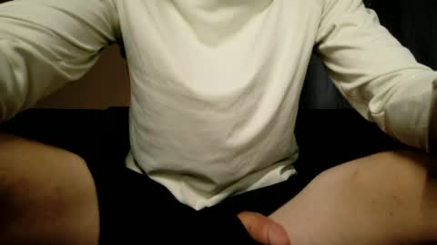 yungnhung_420 online show from June 30, 7:30 am