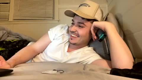 yungstudbev online show from March 8, 5:38 am