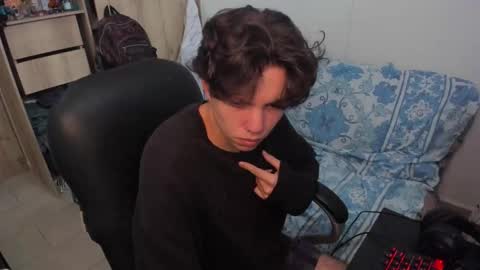 yurii_moody online show from November 30, 5:31 pm