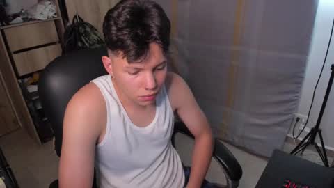 yurii_moody online show from February 25, 2:36 am