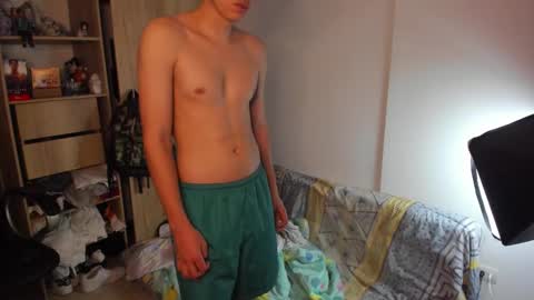 yurii_moody online show from October 20, 10:48 pm