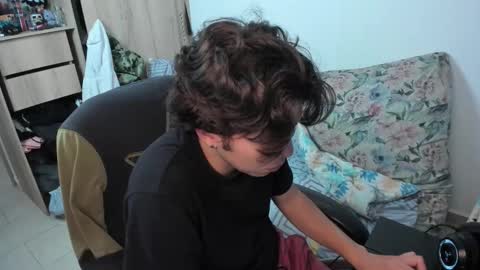 yurii_moody online show from March 6, 1:32 pm