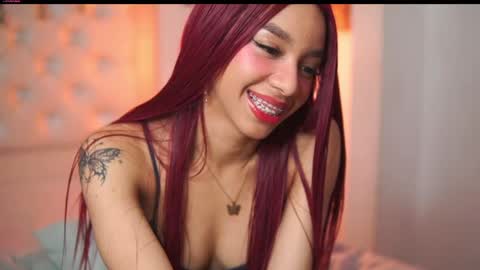 Snapshot of yuyi_cam chatting on September 20, 3:31 am Yuyi Cam online show from September 20, 3:31 am