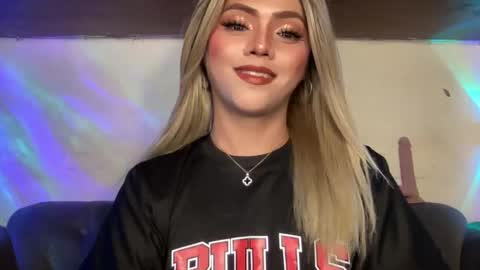 Miss Cali online show from October 26, 7:57 pm