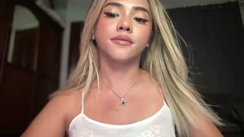 Miss Cali online show from July 31, 7:15 pm