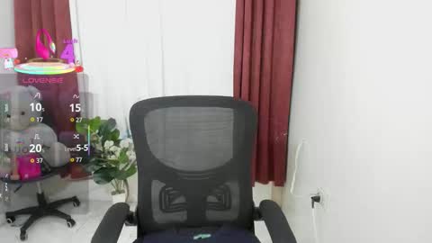 Yvonne online show from September 25, 1:12 am