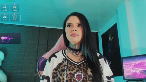 tazzie online show from November 13, 5:54 am