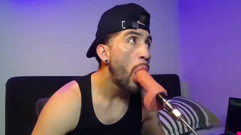 ZAC online show from February 24, 9:52 pm