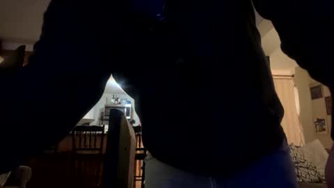 zach42104 online show from February 12, 10:41 am