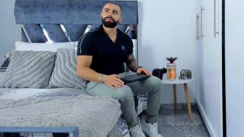 Richard online show from November 24, 3:00 pm