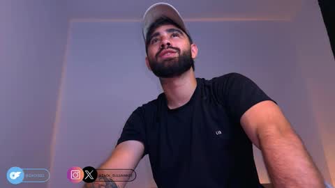 zack_sullivan22 online show from October 9, 3:01 am