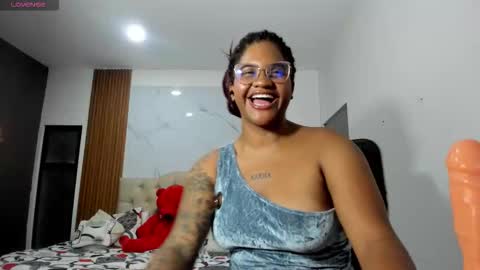 zahra_rose online show from March 21, 12:38 am