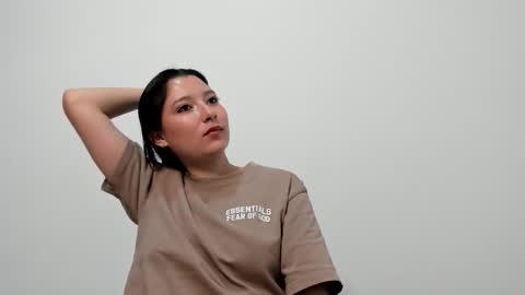 zammii69 online show from November 5, 9:17 pm