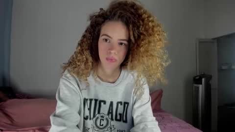 Zamu online show from December 24, 10:44 am