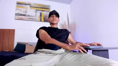 Zander online show from November 15, 2:29 pm