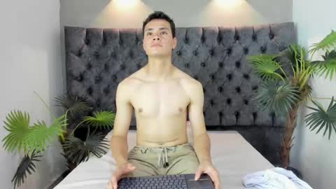 zane online show from February 19, 3:11 pm