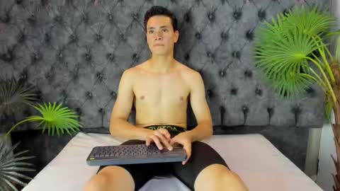 zane online show from March 7, 1:22 pm