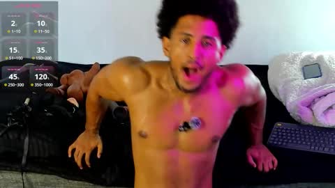 Zane Lux online show from October 11, 2:00 pm