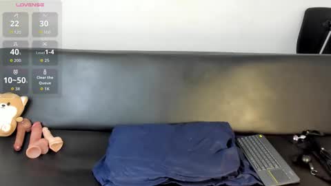 Zane Lux online show from March 28, 3:02 pm