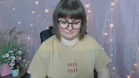 zannadreil online show from April 20, 6:44 pm