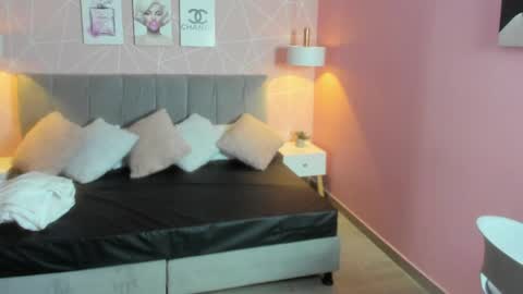 Zara Sweet  online show from April 14, 3:04 pm