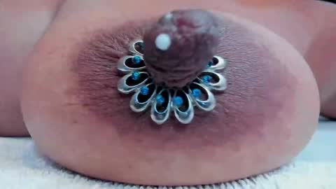 zara lopez online show from April 8, 7:39 pm