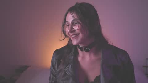 Snapshot of zarahlynch chatting on September 14, 11:50 pm Miss Lynch   Next show  2911 online show from September 14, 11:50 pm