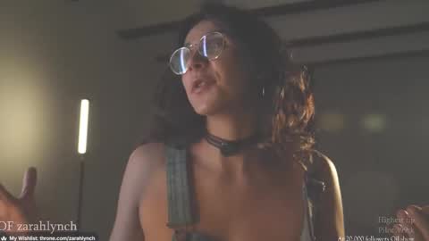 Miss Lynch   Next show  2911 online show from November 27, 2:30 am