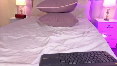 ZaraQuiinn online show from October 8, 2:34 pm