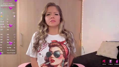 Mia online show from March 12, 10:16 am