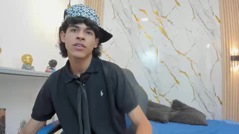 Zayn online show from March 20, 9:09 pm