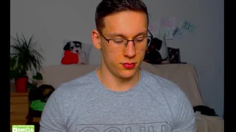 zeinmiracles online show from February 19, 10:20 pm