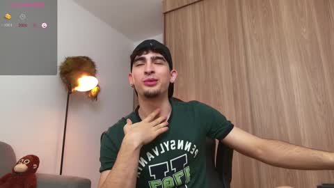 Snapshot of zenn_rush chatting on January 29, 12:35 pm Zenn online show from January 29, 12:35 pm