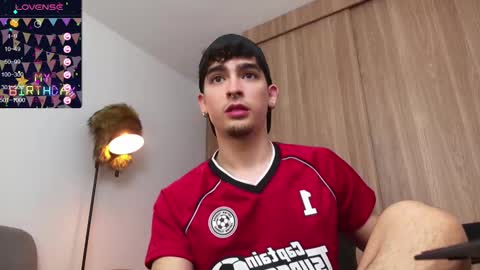 Snapshot of zenn_rush chatting on January 25, 12:37 pm Zenn online show from January 25, 12:37 pm