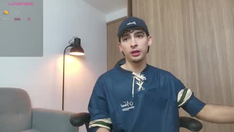 Snapshot of zenn_rush chatting on February 17, 1:33 pm Zenn online show from February 17, 1:33 pm